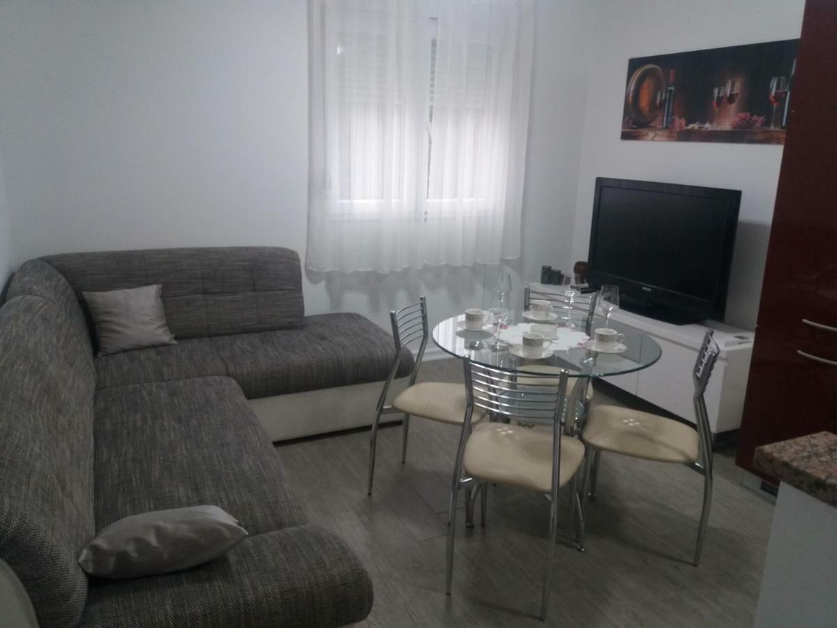 Ankica Appartement Zadar Buitenkant foto